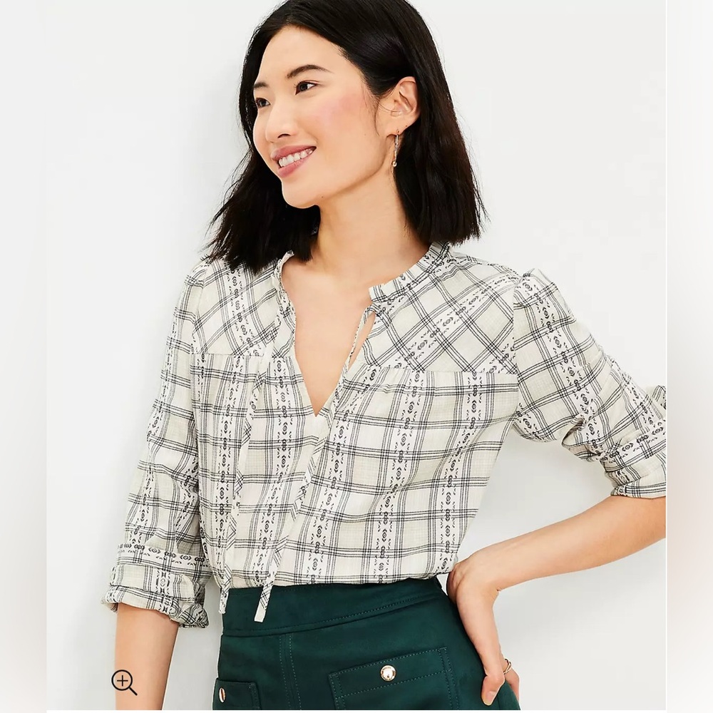 LOFT - Plaid Ruffle Tie Neck Blouse size Large